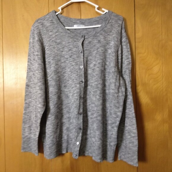 croft & barrow Sweaters - Croft & Barrow Women's 1X? Gray Button Front Cardigan Sweater Casual Classic
